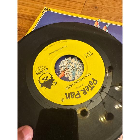 Vintage Peter Pan Records Tina the Ballerina 45 LP - Picture 4 of 4
